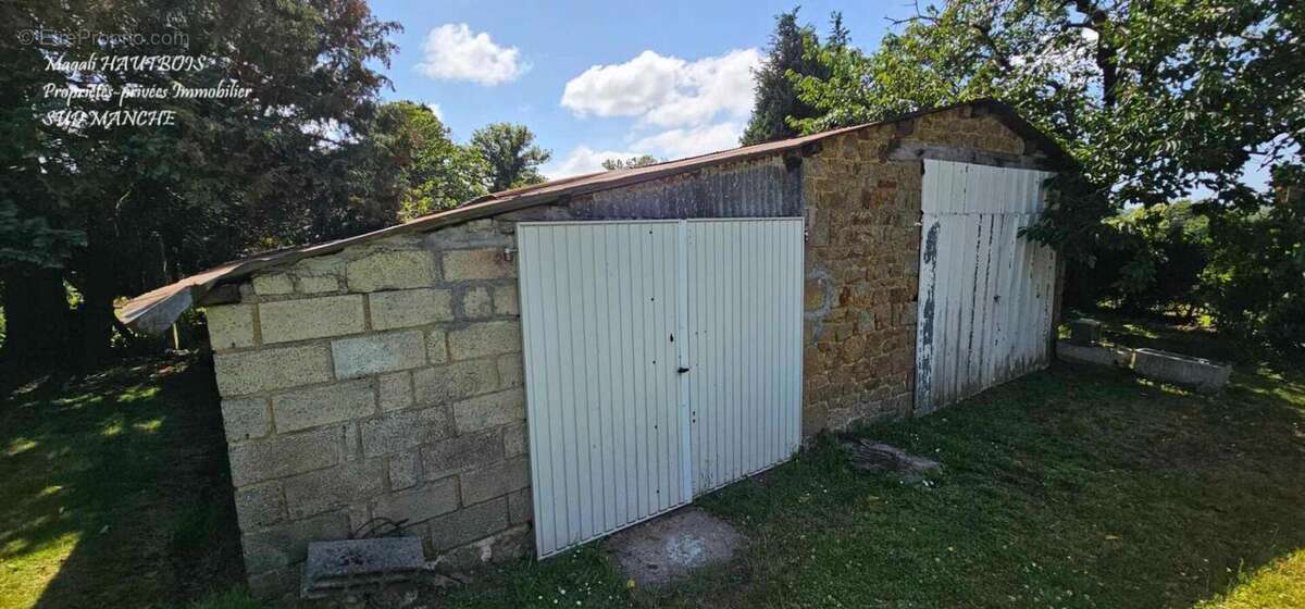 Maison à SAINT-HILAIRE-DU-HARCOUET