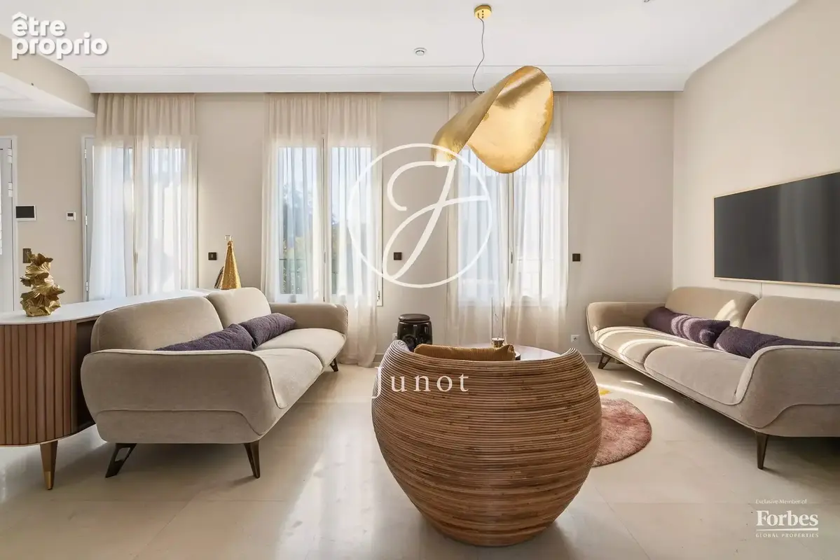 Photo Maison à Croissy-Sur-Seine au prix de 799 000€