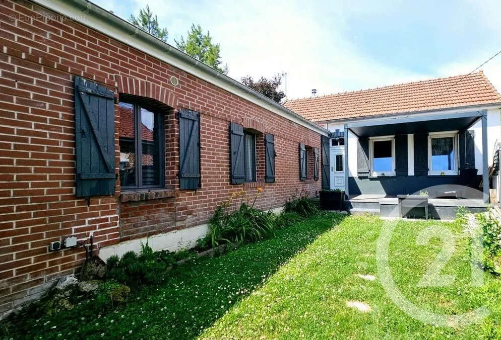 Maison à BRAY-SUR-SOMME