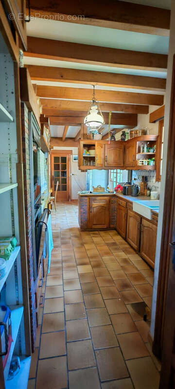 Maison 287 m² à Saint-Martin-D'ablois  - photo 9