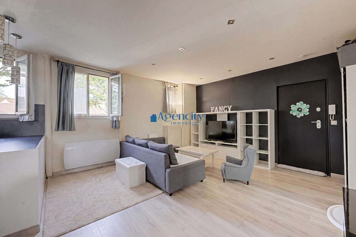 Appartement à ROSNY-SOUS-BOIS