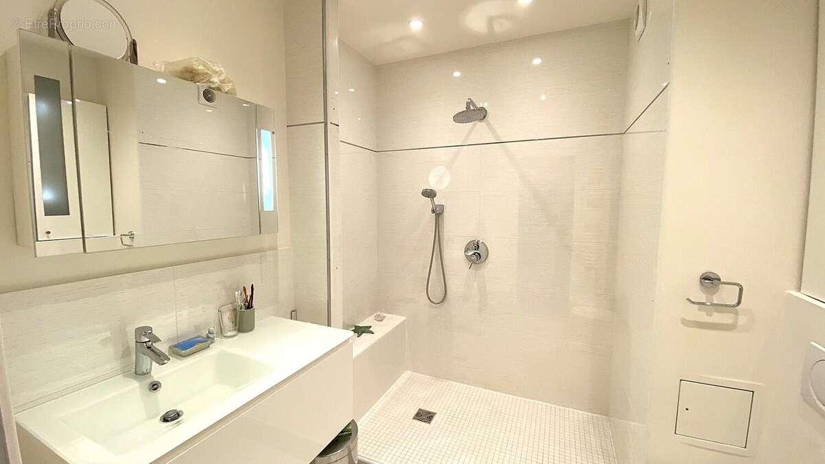 Appartement à VERSAILLES