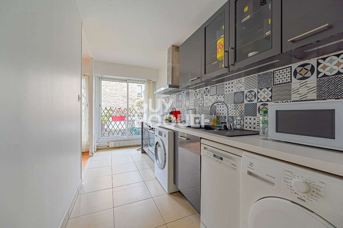 Appartement à PARIS-12E