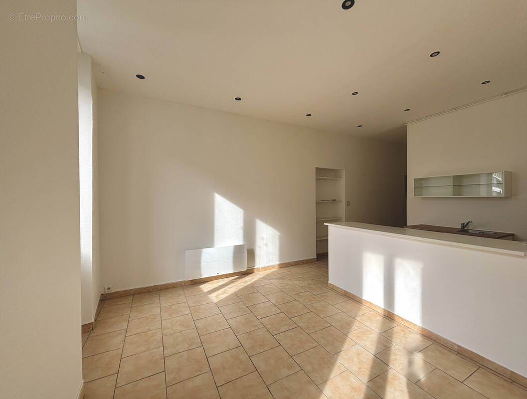 Appartement à MARSEILLE-10E