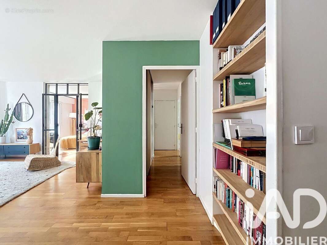 Photo 3 - Appartement à SURESNES