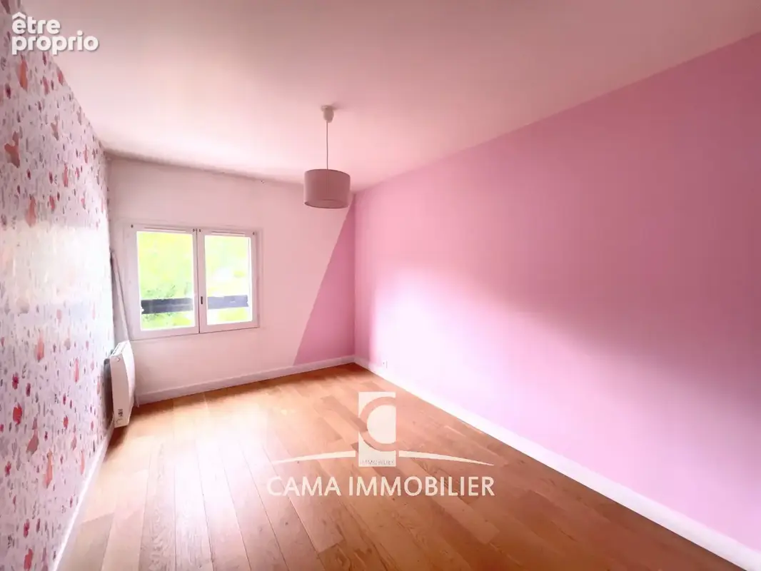 Maison mitoyenne en excellent état dans une résidence familiale recherchée - photo 12