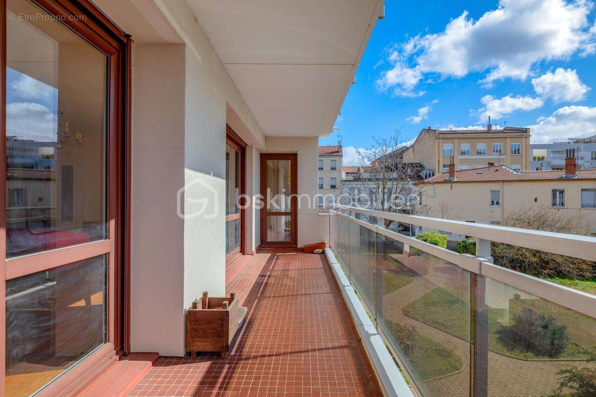 Appartement à LYON-6E