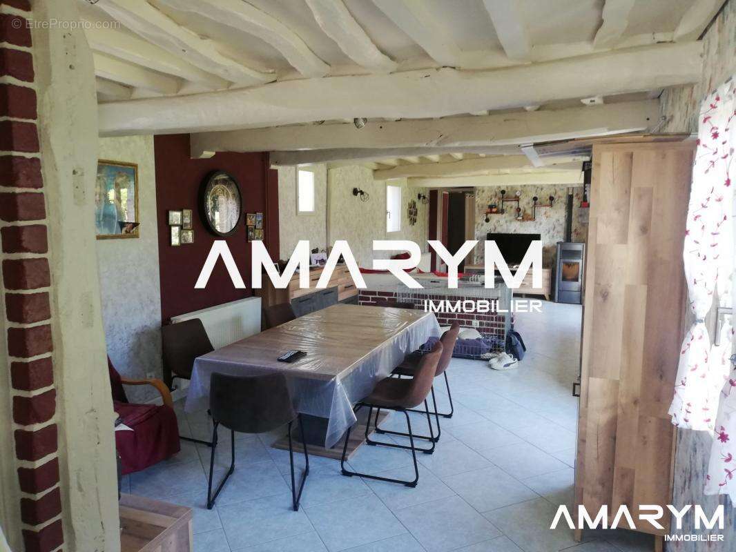 Maison à SAINT-MARTIN-EN-CAMPAGNE