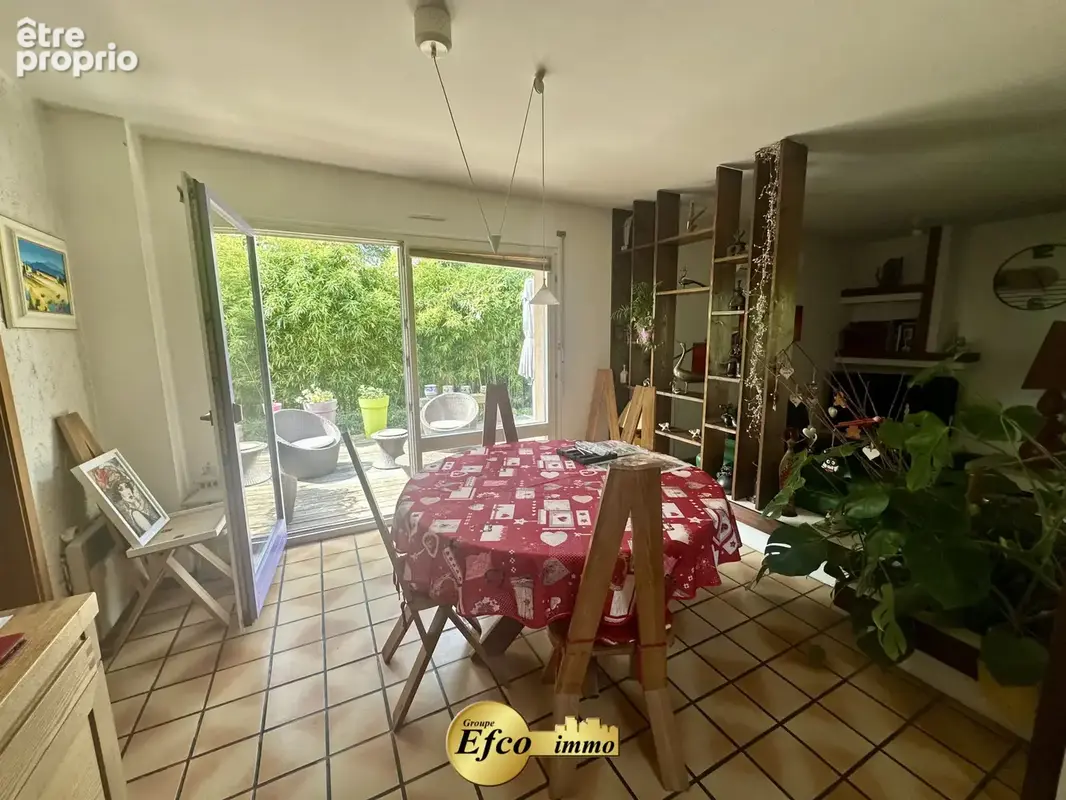 Belle maison des années 90 avec piscine - photo 8
