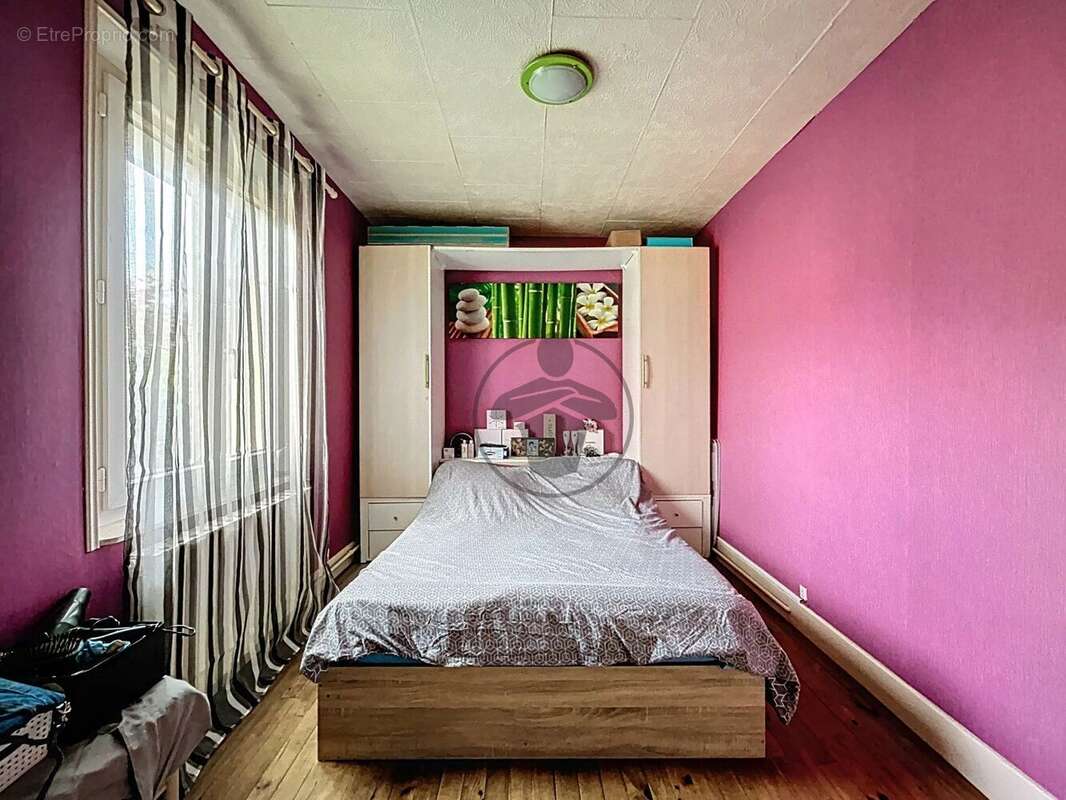 Maison à SAINT-QUENTIN