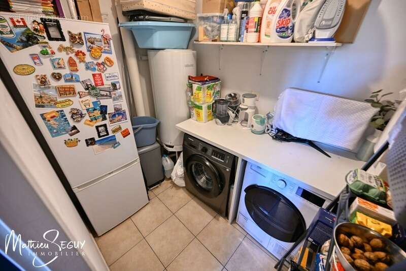 Appartement à COURZIEU