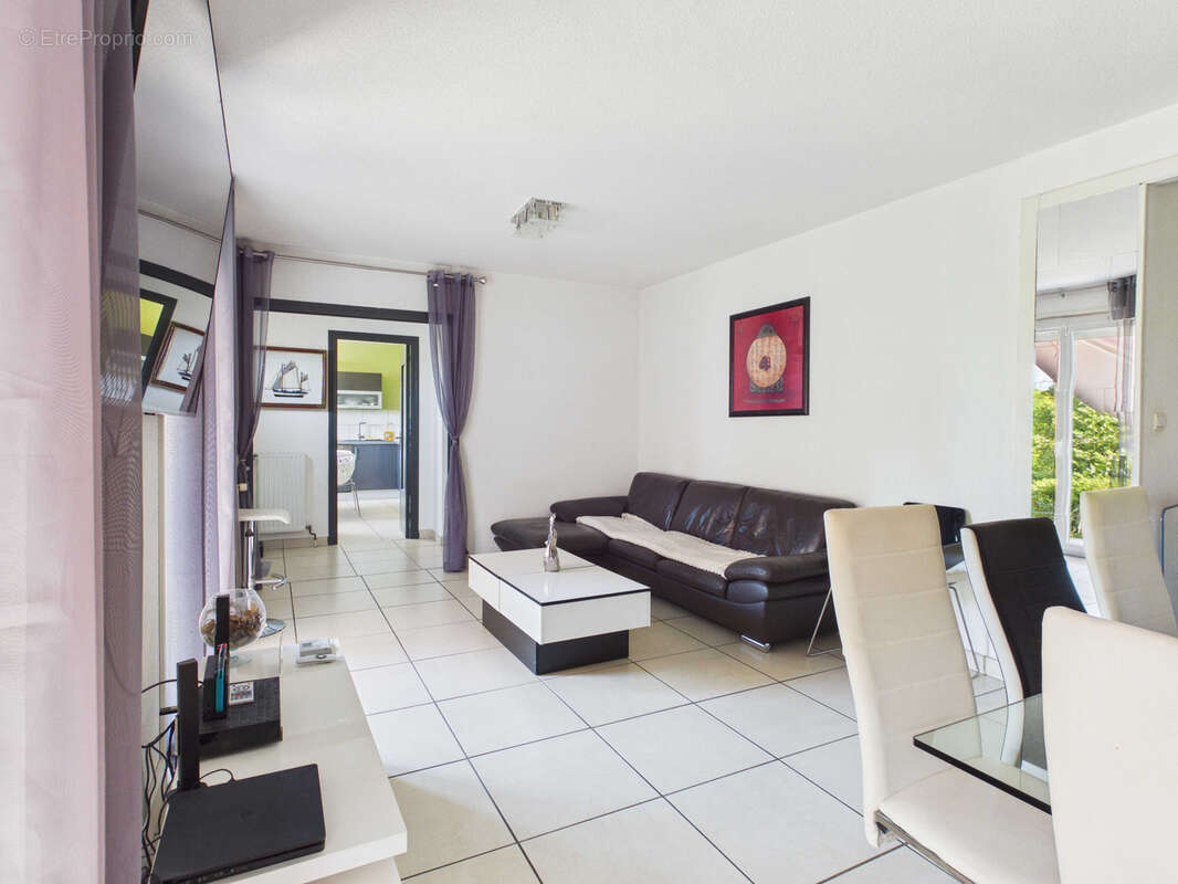 Maison à MONTROND-LES-BAINS