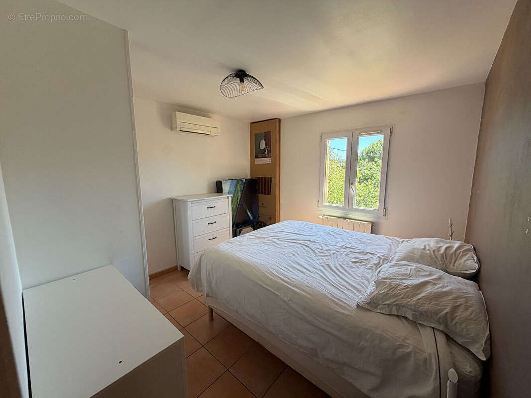 Maison St Maximin 4 pièce(s) 95 m2 + studio de 35 m² loué - photo 11