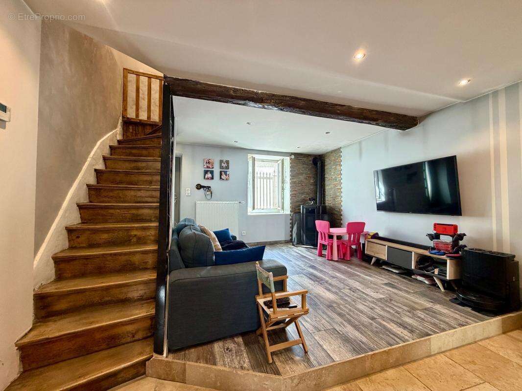 Maison à LE GRAND-LEMPS