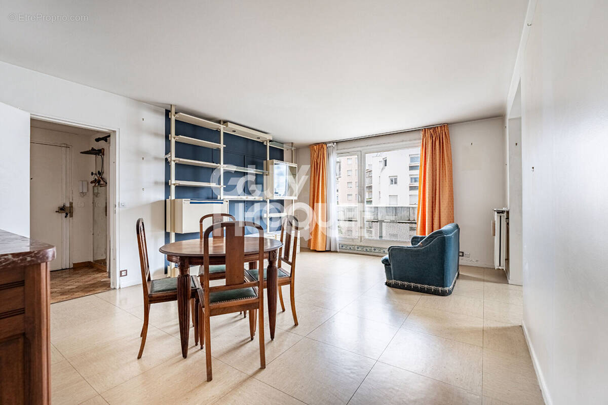 Appartement à ASNIERES-SUR-SEINE