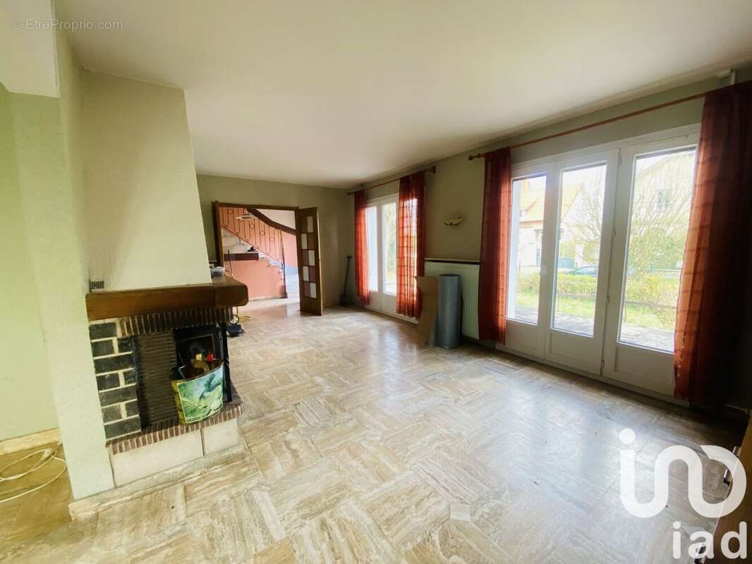 Photo 4 - Maison à COMPIEGNE