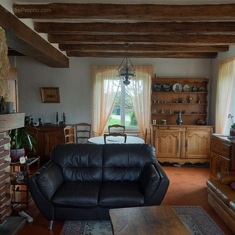 Maison à ROUZIERS-DE-TOURAINE