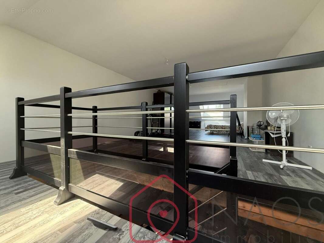 Maison de caractère de 200 m2 avec grange : un bien rare aux beaux volumes - photo 6