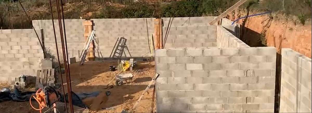 Terrain à MONTARGIS