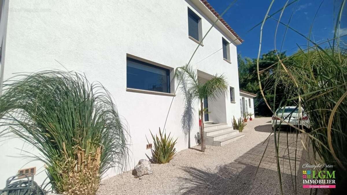 Maison à VAISON-LA-ROMAINE