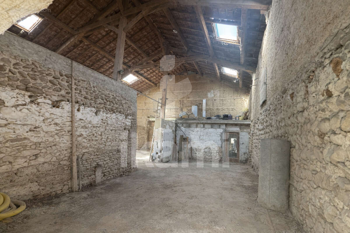 Maison à LENS-LESTANG