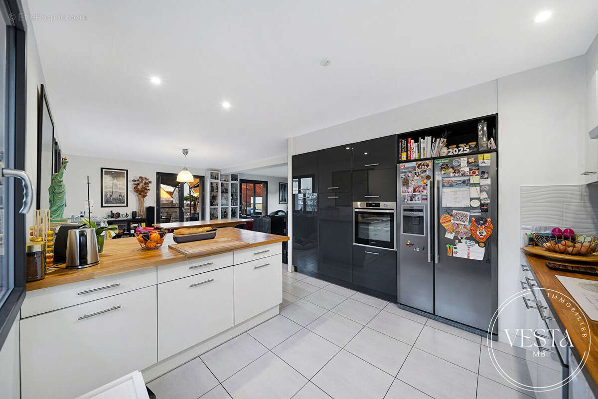 Maison à FONTAINE-LES-DIJON