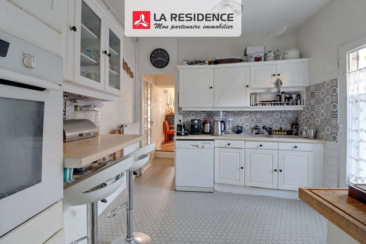 Maison à NEUVILLE-SUR-OISE