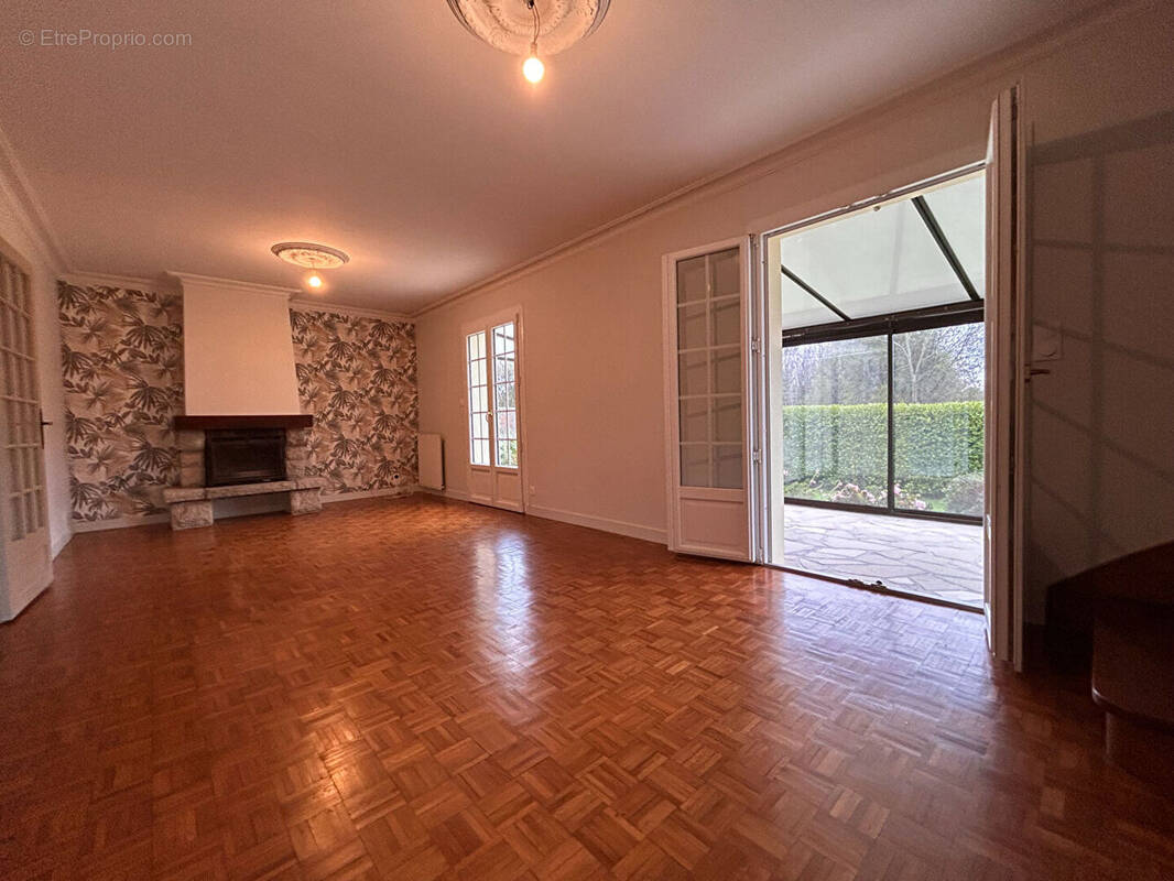 Maison à POULLAN-SUR-MER