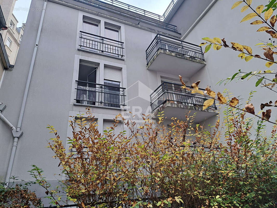 Appartement à PARIS-19E
