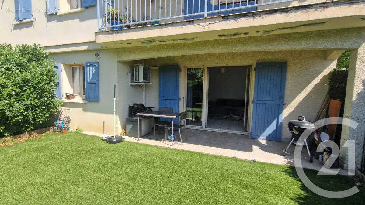 Appartement à JASSANS-RIOTTIER