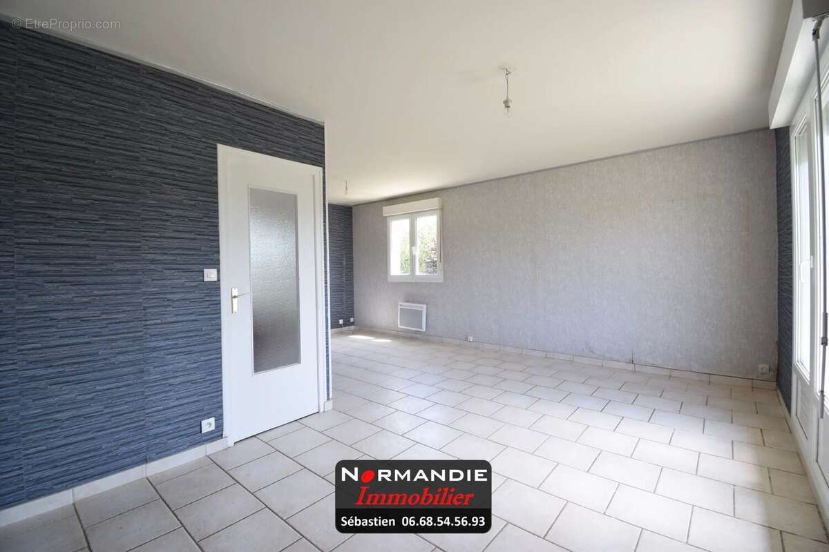 Maison à DOUDEVILLE