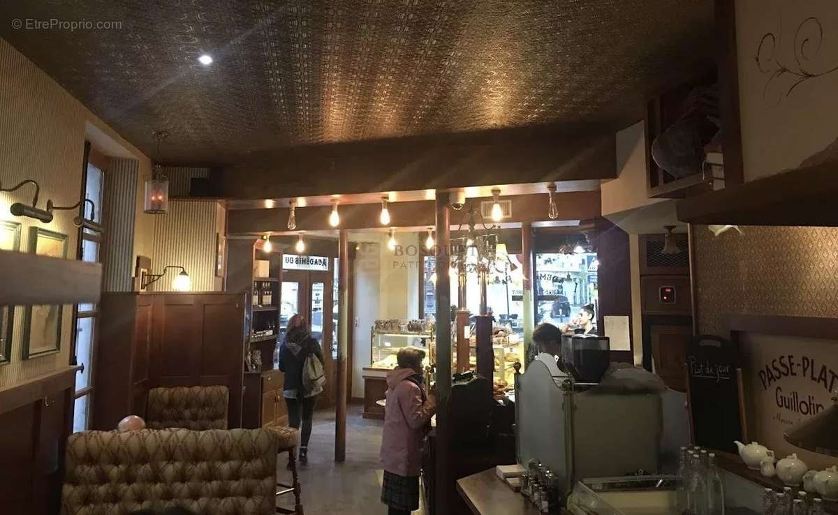 Commerce à PARIS-14E