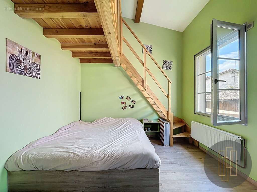 Maison à VILLEFRANCHE-SUR-SAONE