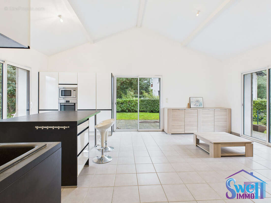 Maison à MOLIETS-ET-MAA