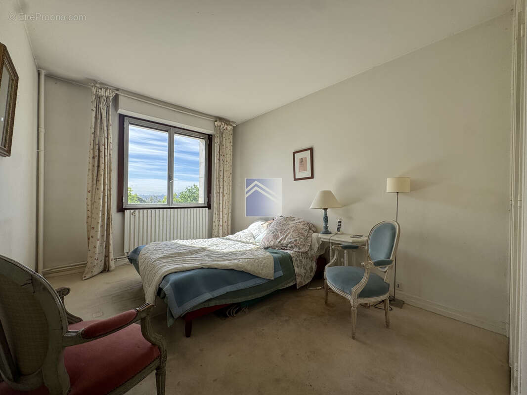 Appartement à SAINT-CLOUD