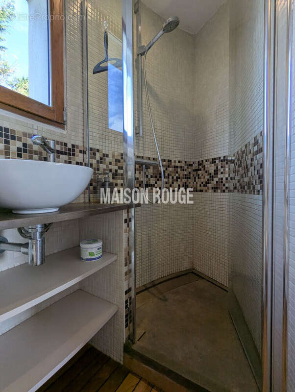 Maison à LE TOUR-DU-PARC