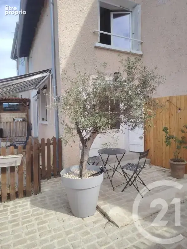 Maison 65 m² à Ternay  - photo 2