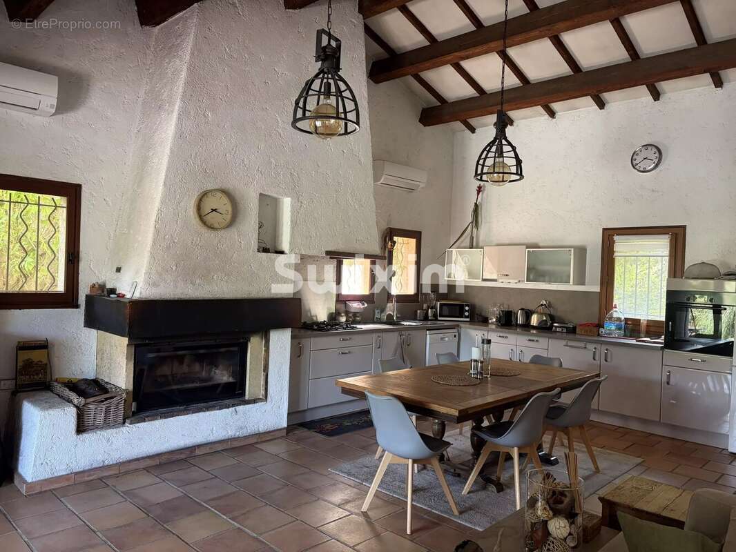 Maison à GASSIN