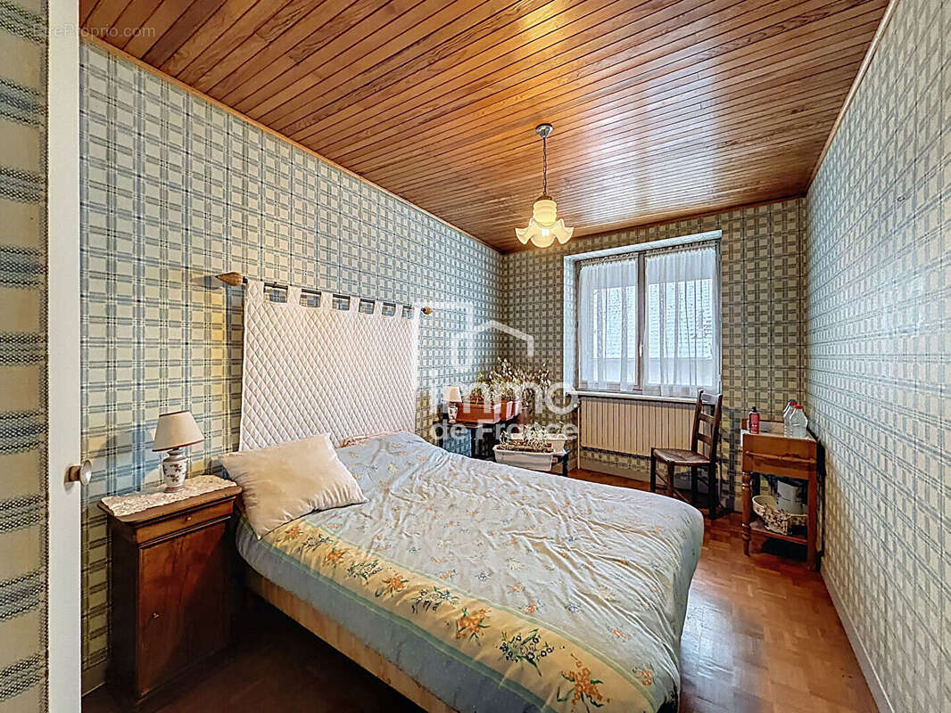 Maison à CHARIX