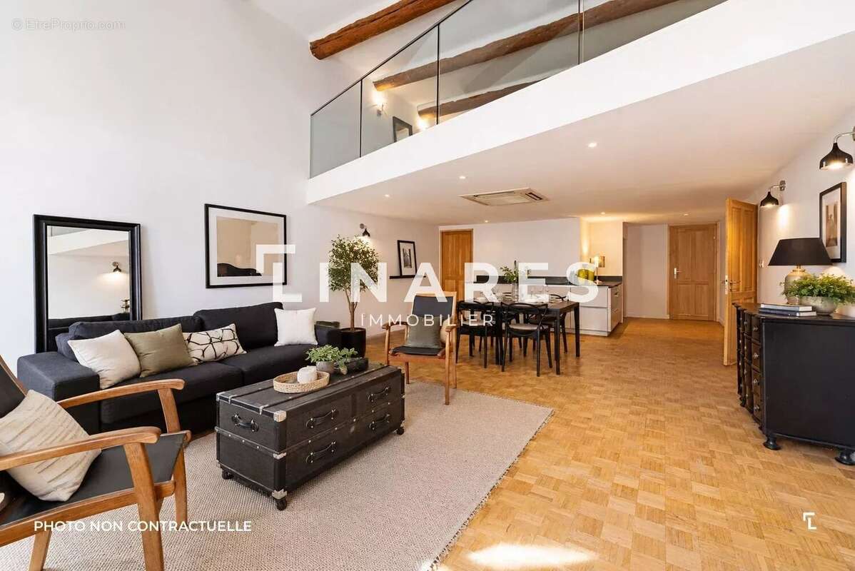 Appartement à MARSEILLE-6E
