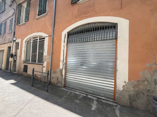 Commerce à LA SEYNE-SUR-MER