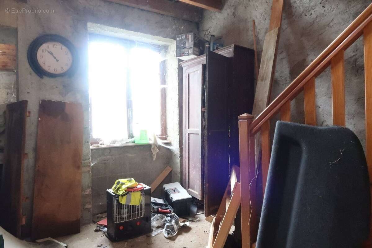 Maison à SAINT-JULIEN-LA-VETRE