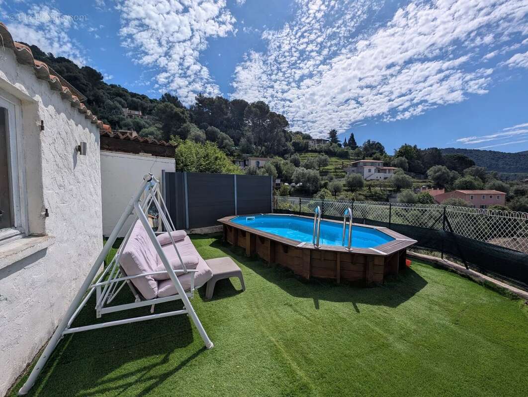 Maison à DRAP