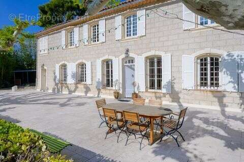 Maison à MARSEILLE