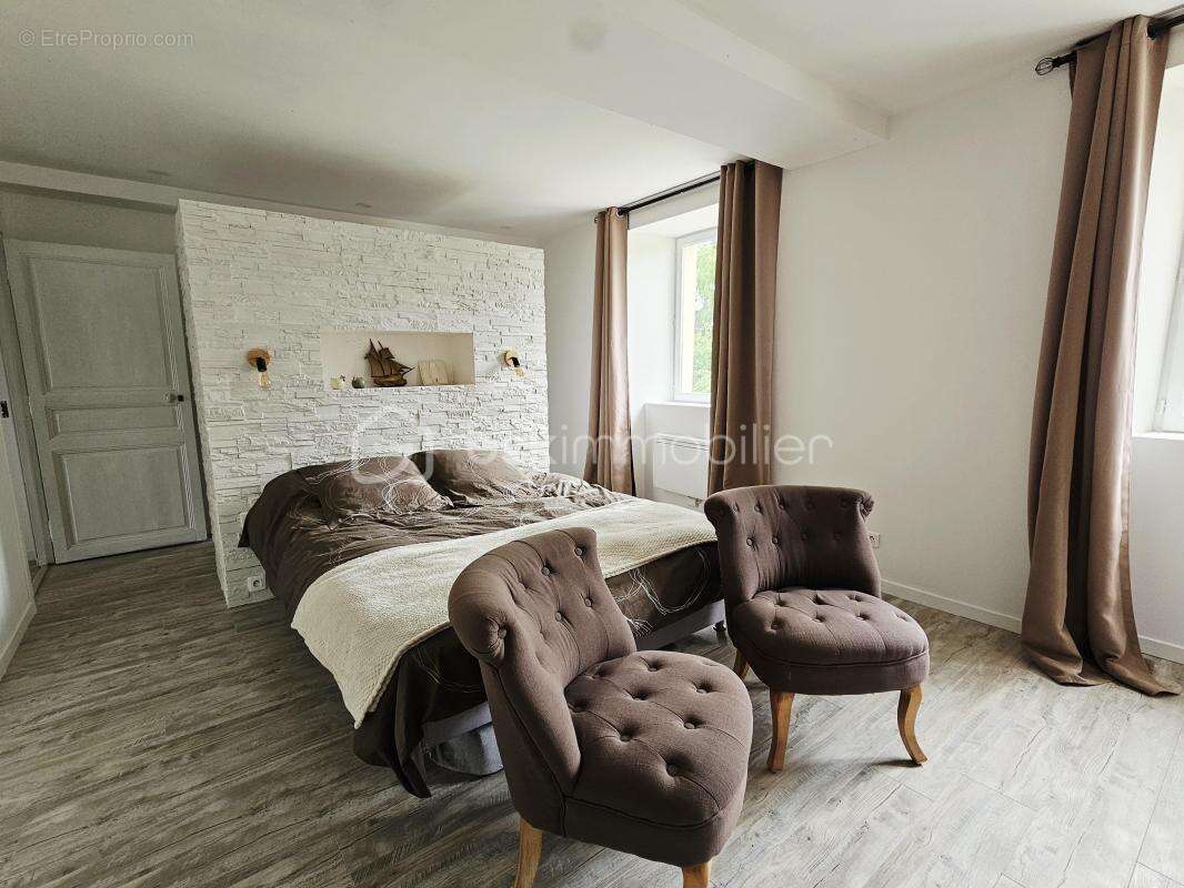 Maison à COULOMMIERS