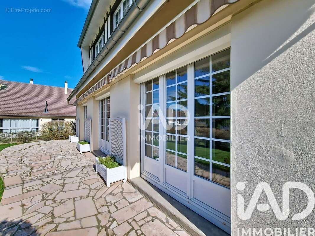 Maison 125 m² à Duclair  - photo 2