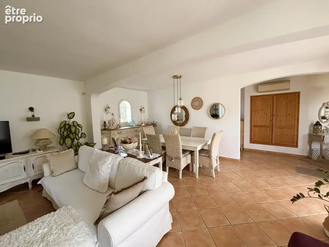 Villa 4 faces avec piscine - photo 13