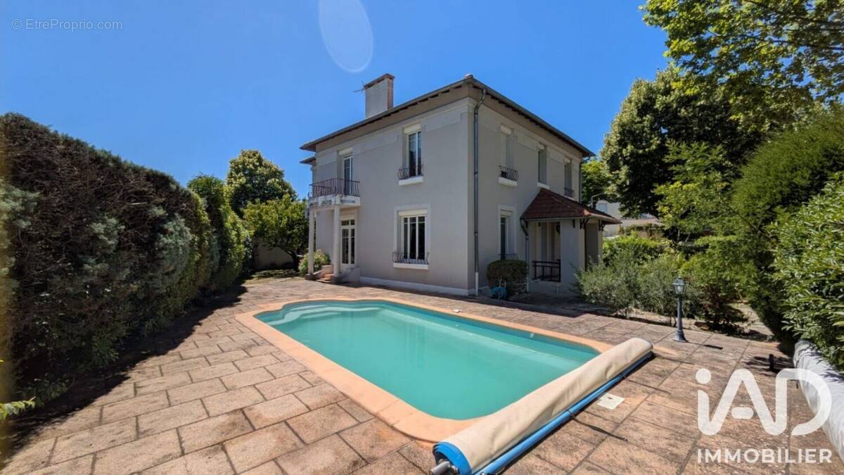 Photo 1 - Maison à PRIVAS