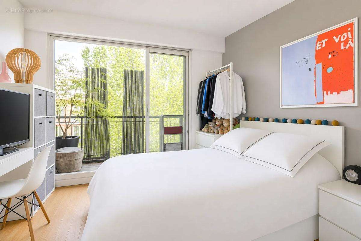 Appartement à SURESNES