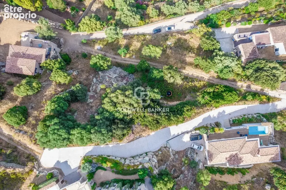 Monticello - Terrain constructible avec permis - vue mer , village & montagne - photo 6